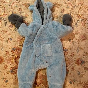 baby snowsuit/bunting suit